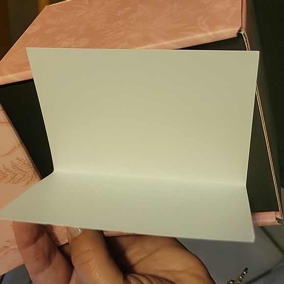 New in box lavender candle - Picture 8 of 10